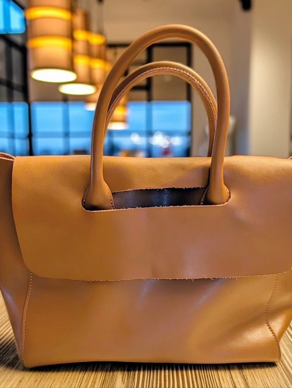 NWOT Artisanal Full Grain Leather Minimalist Handbag + Detachable Retro Strap